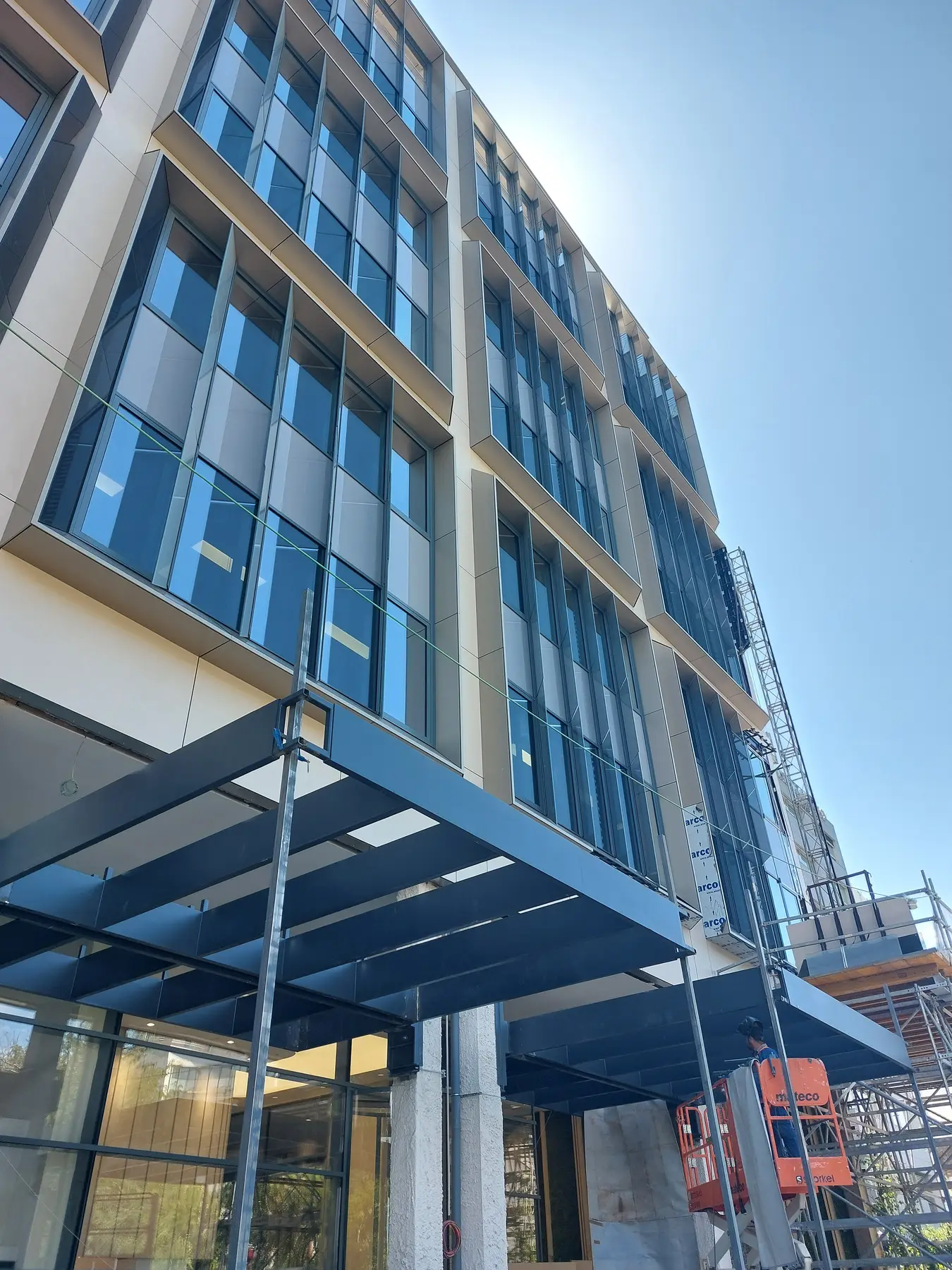Fachada terminada del edificio